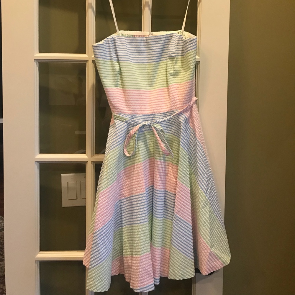 Size 8 - Vineyard Vines Derby Dress